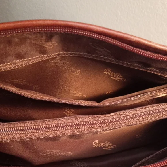 Fossil Rich Brown Leather Shoulder Bag - Picture 8 of 16